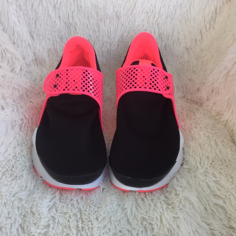 Nike Sock Dart